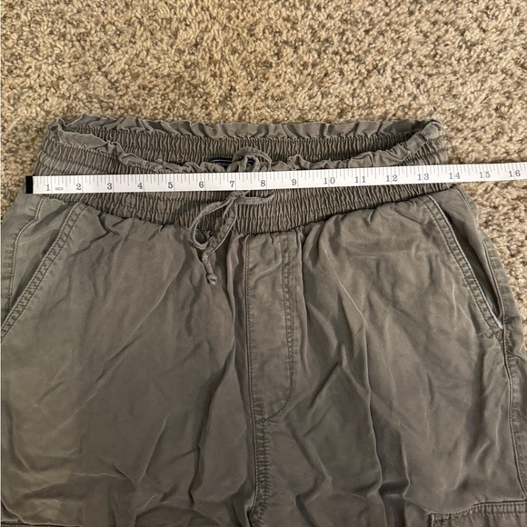 VERY CUTE ABERCROMBIE & FITCH CARGO JOGGER PANTS!! - Picture 7 of 10